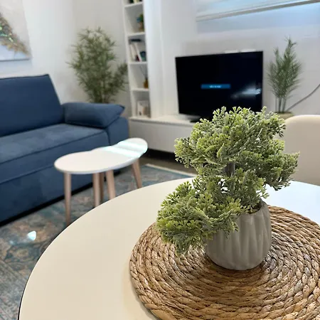 Green Blue Cozy Homes City Centre Apartment *